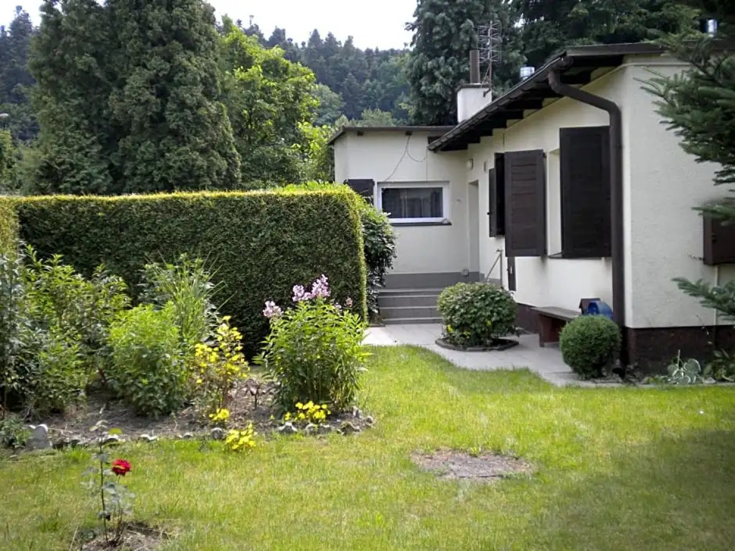 Uroczy Domek Z Ogrodem I Tarasem