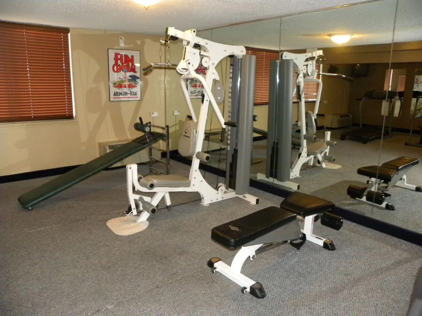 Studio 6 Fort Worth, TX – Downtown East