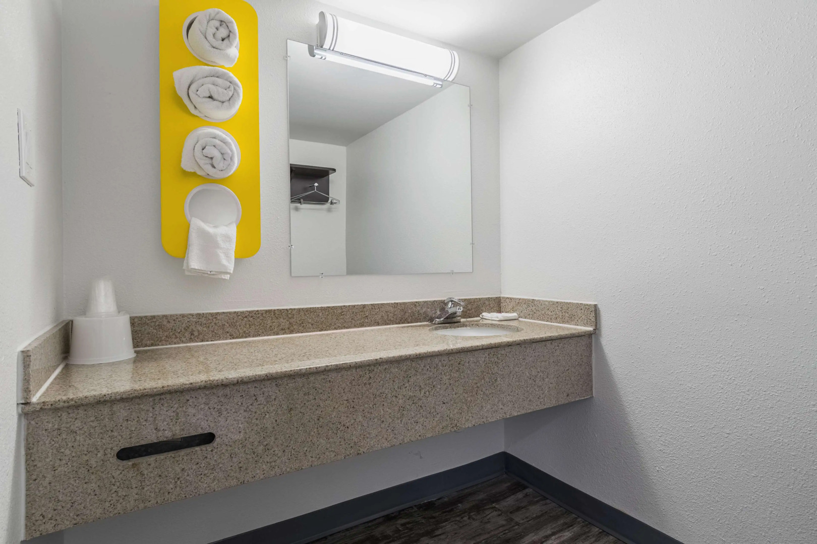 Motel 6 Barstow, CA - Route 66