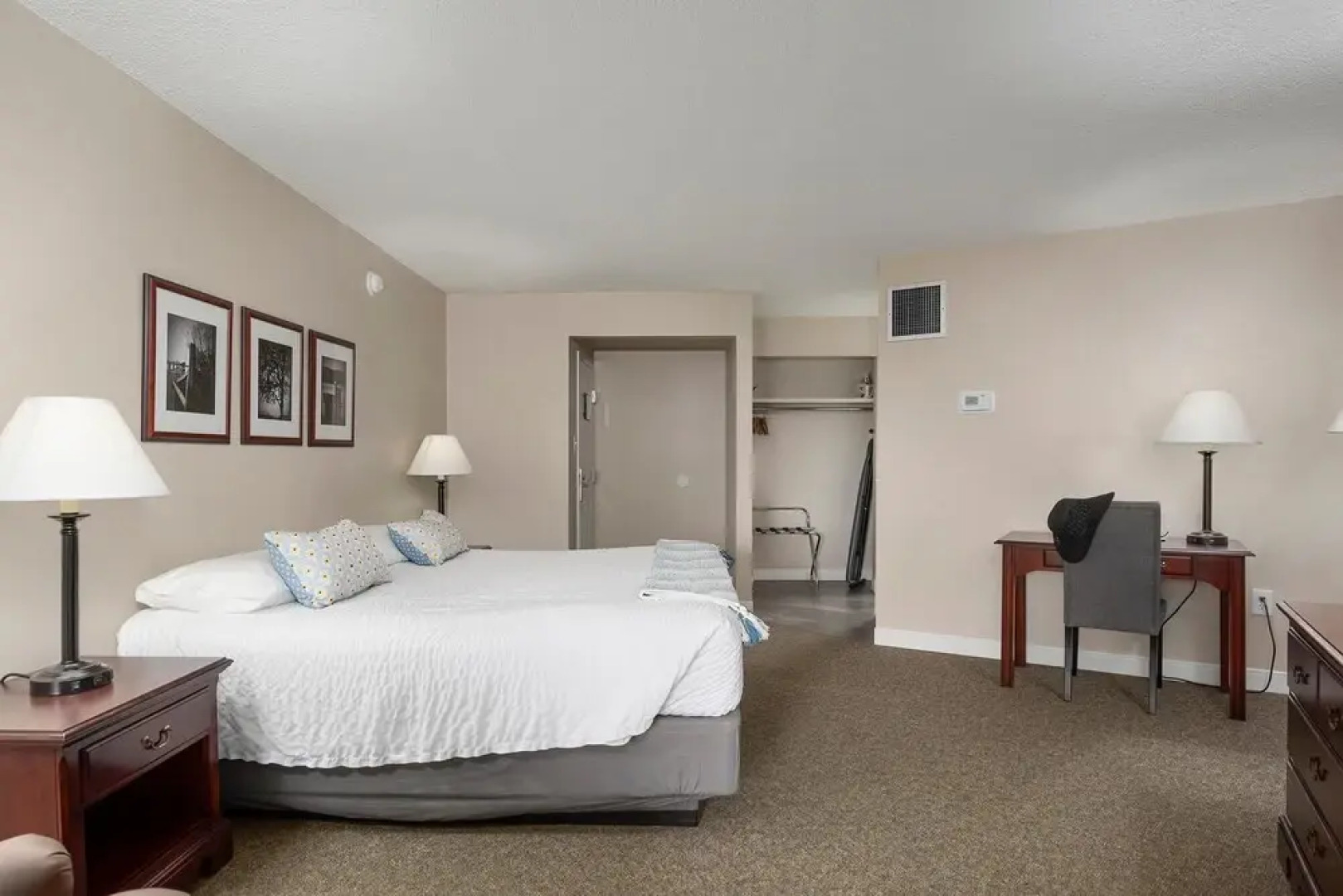 Fantastic Suite With King Bed and Beautiful Bay View!