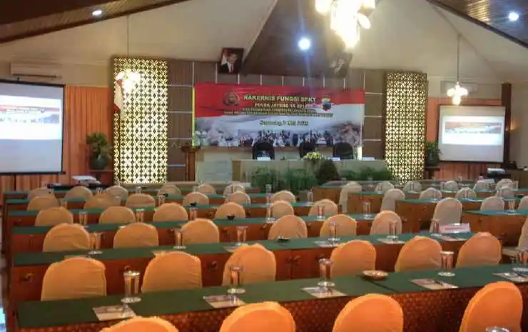 Nuwis Hotel & Convention