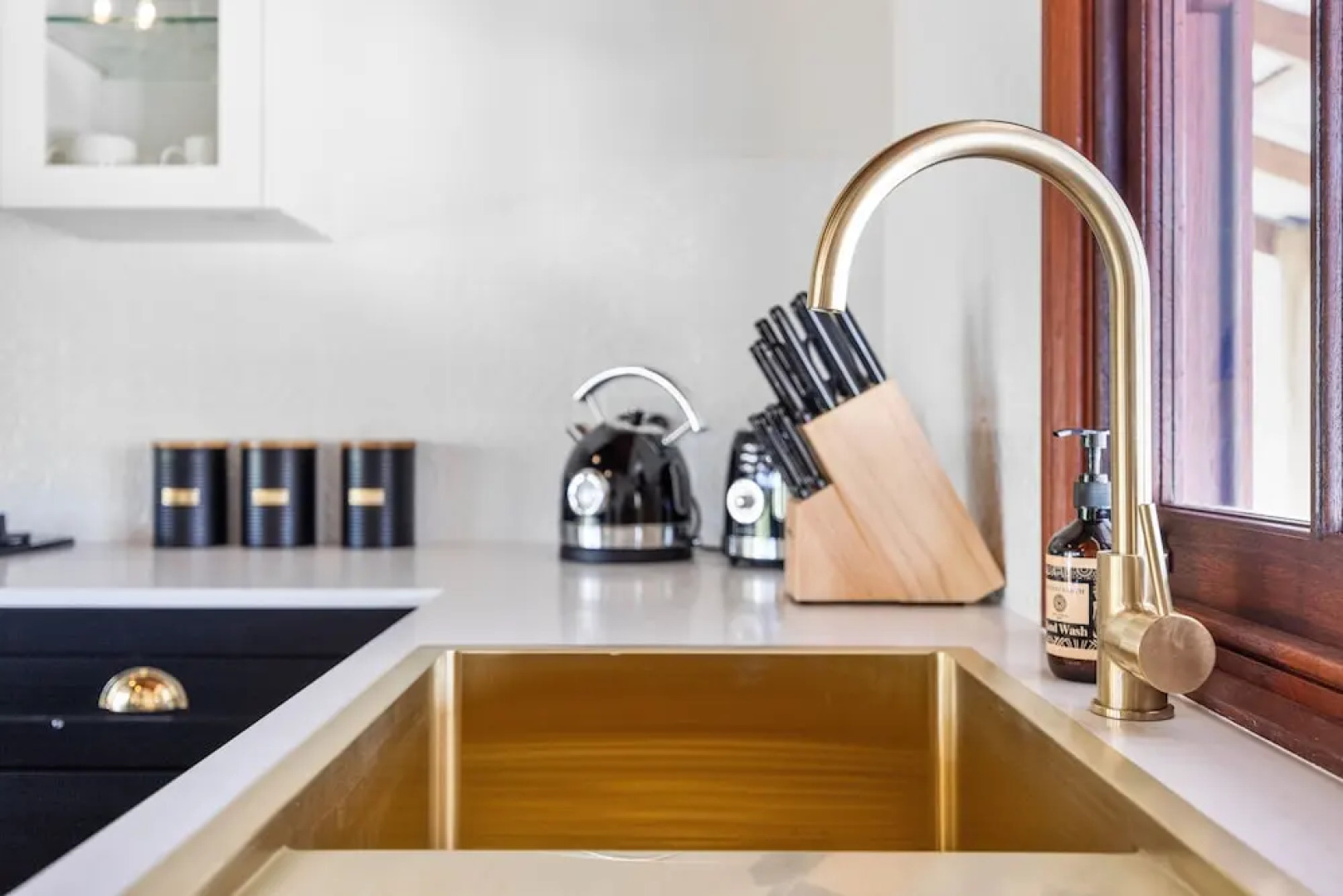 Grandview Accommodation - Hideaway Huts