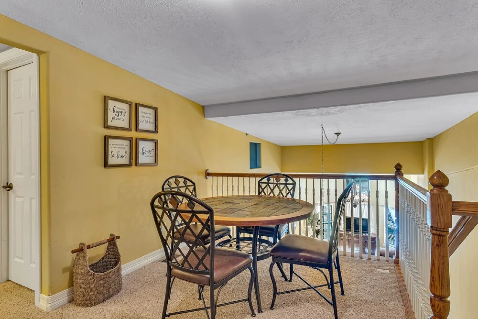 Hopeful Hideaway 2 Bedroom Condo by Redawning