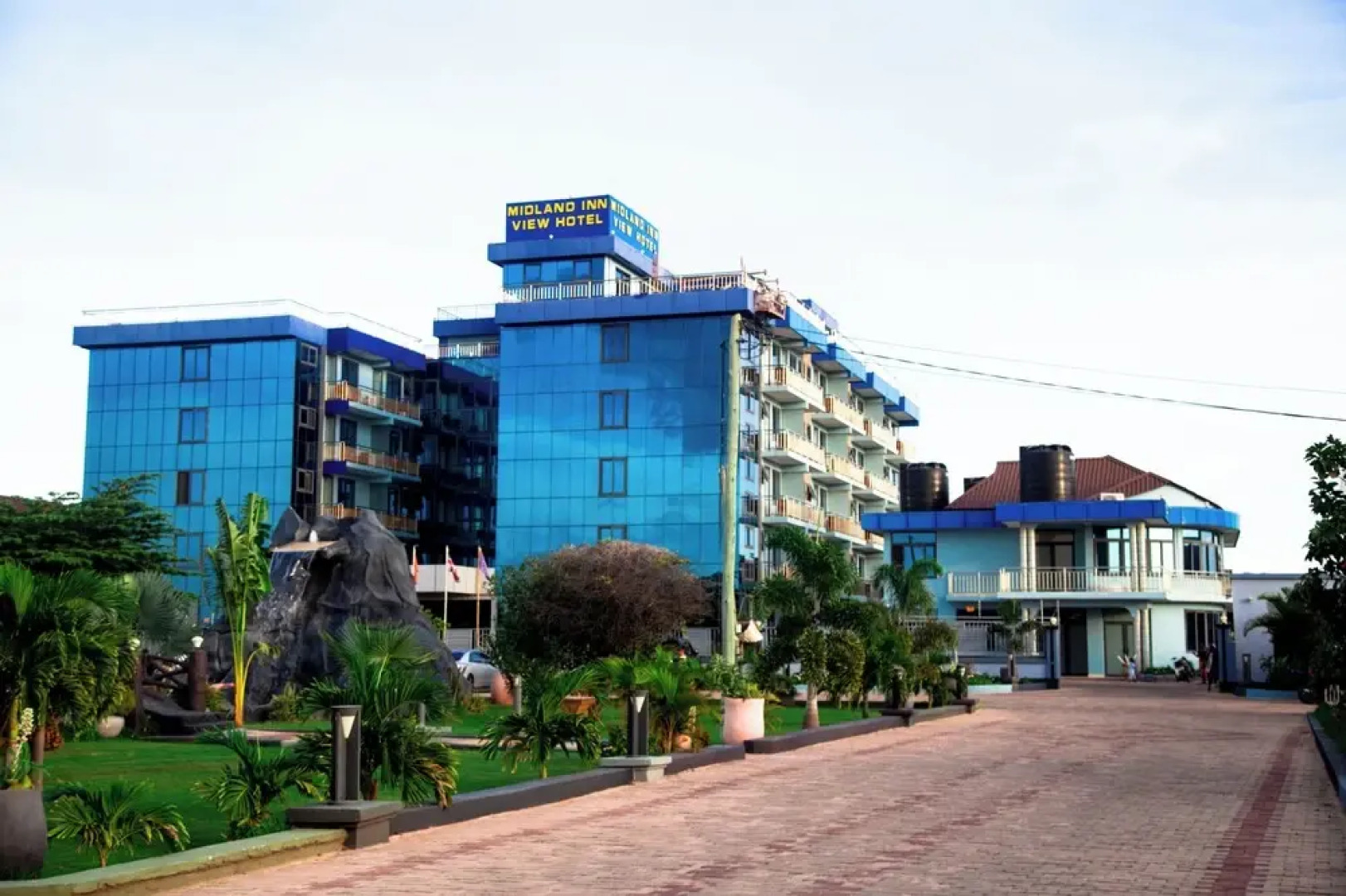 Midland Inn View Hotel