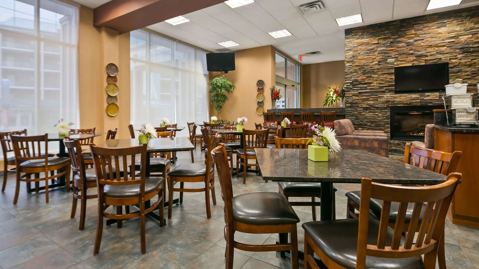 Best Western Plus Chateau Inn Sylvan Lake