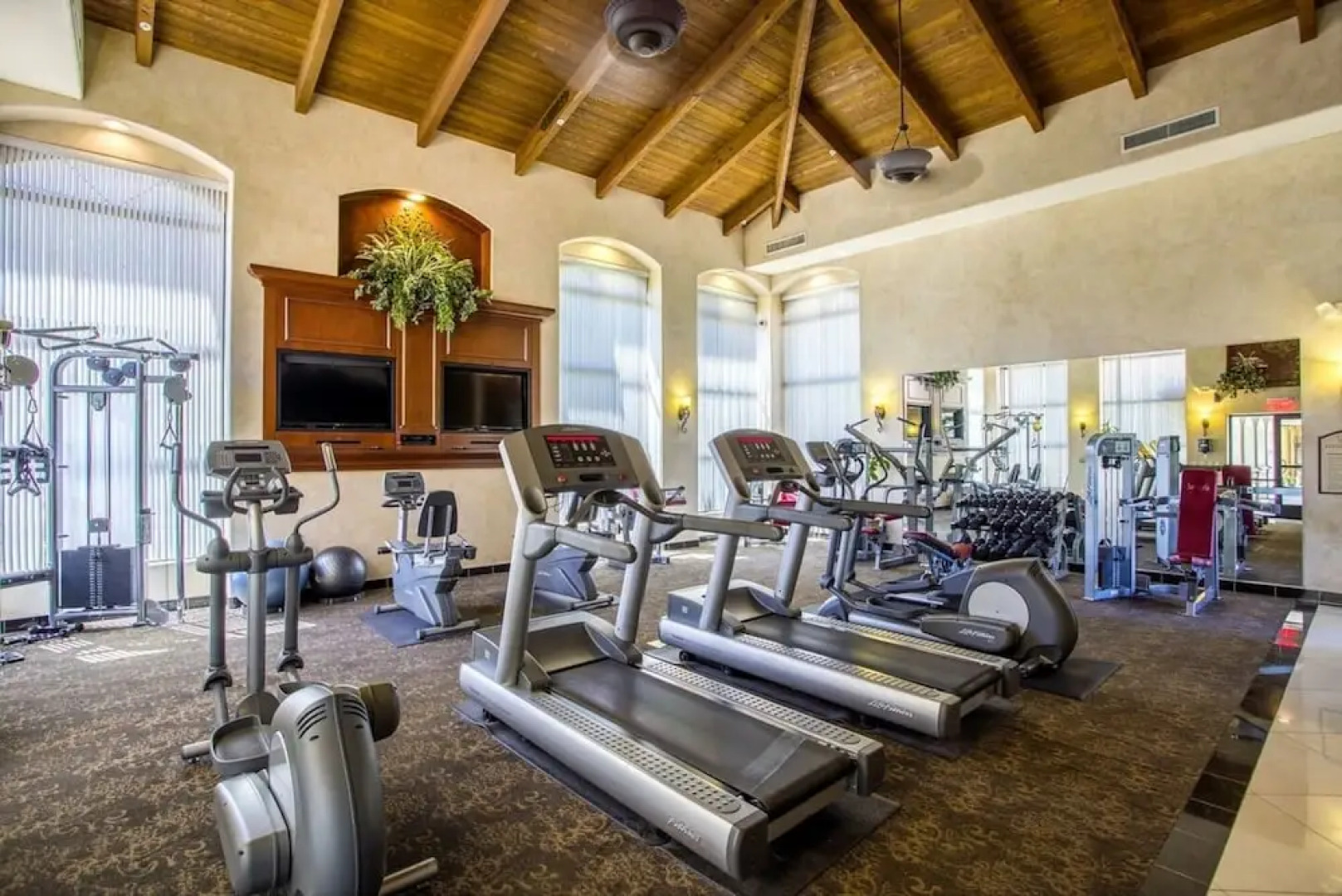 Domio Tempe Luxurious 2BR Gym