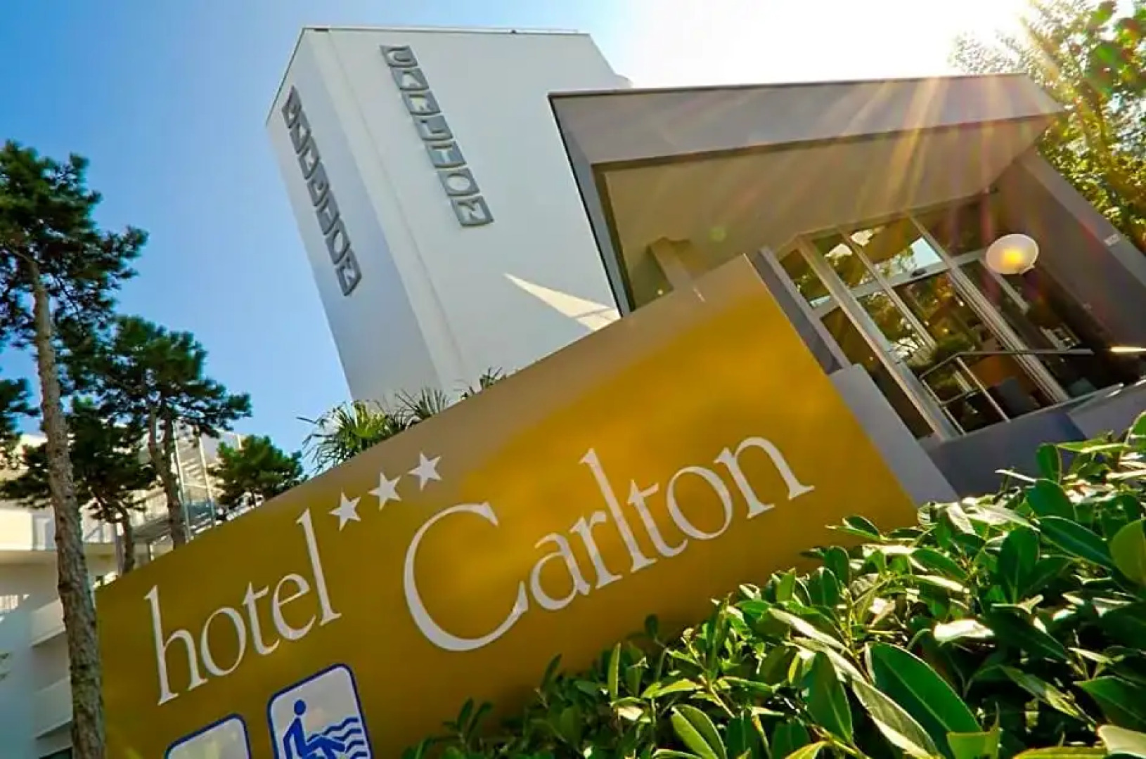 Hotel Carlton
