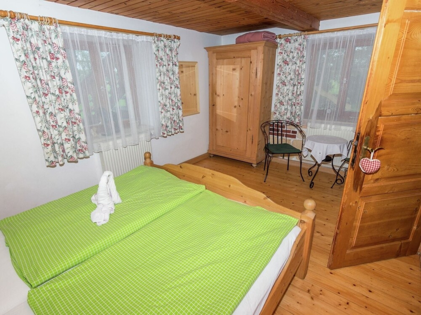 Spacious 4 Person Holiday Home near Chiemsee