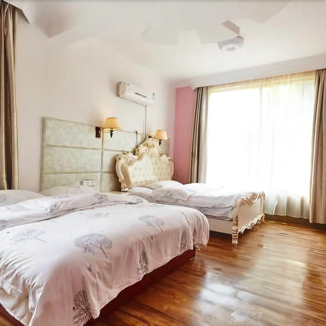 Hai Yue Holiday Hotel