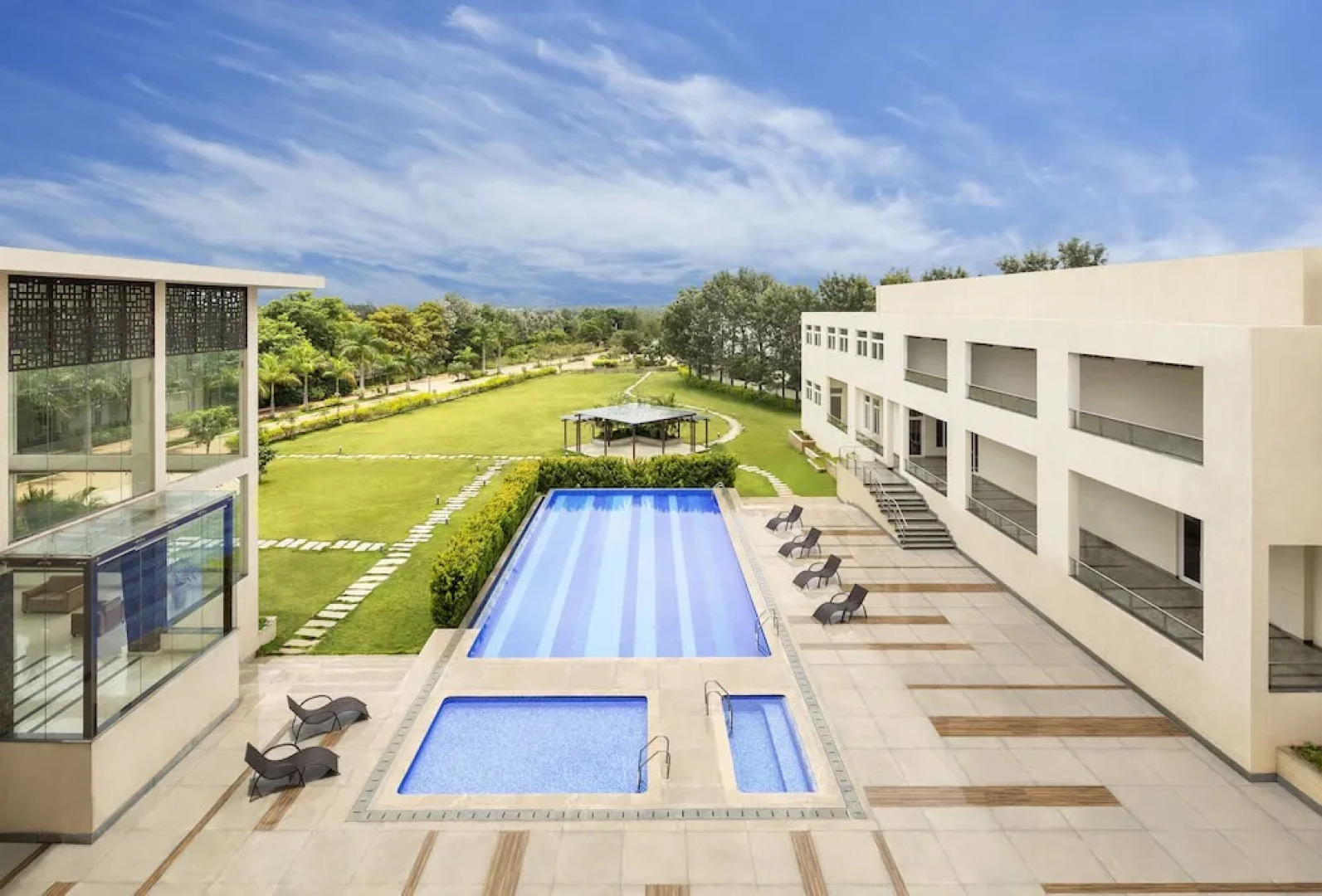 Spree Resort at Century Wintersun