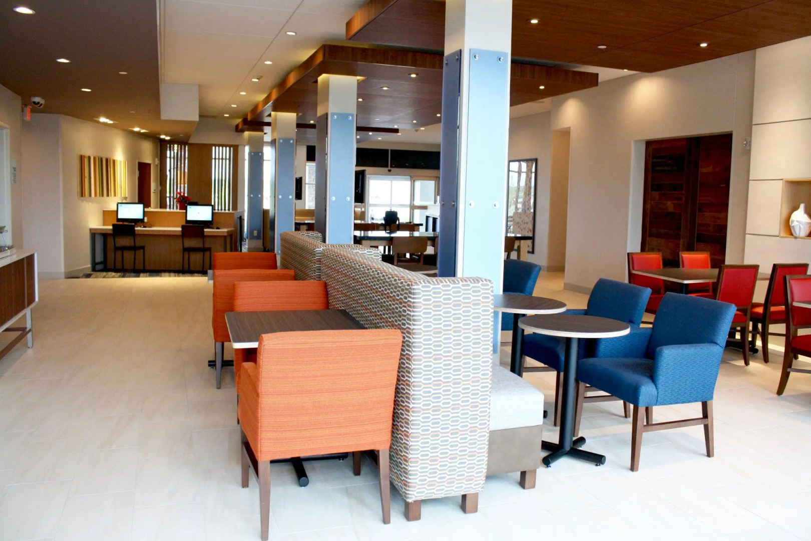 Holiday Inn Express & Suites Duluth North - Miller Hill by IHG