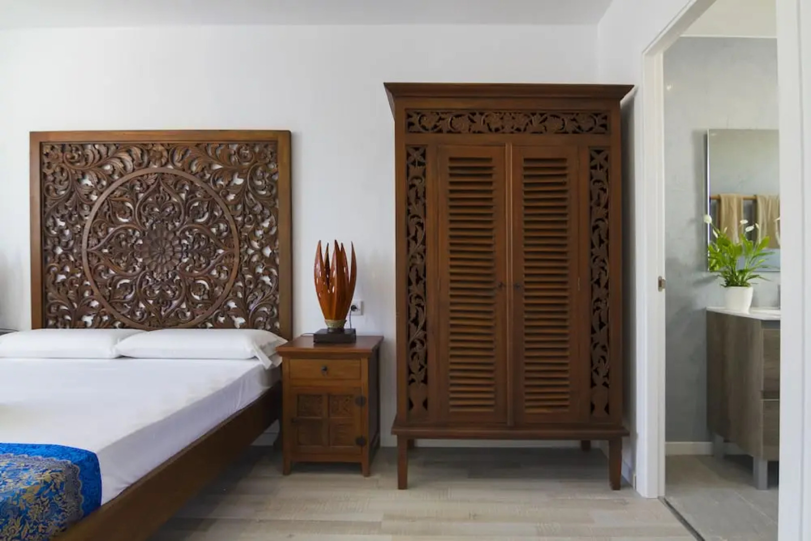 Vista Roses Mar - Villas Batik