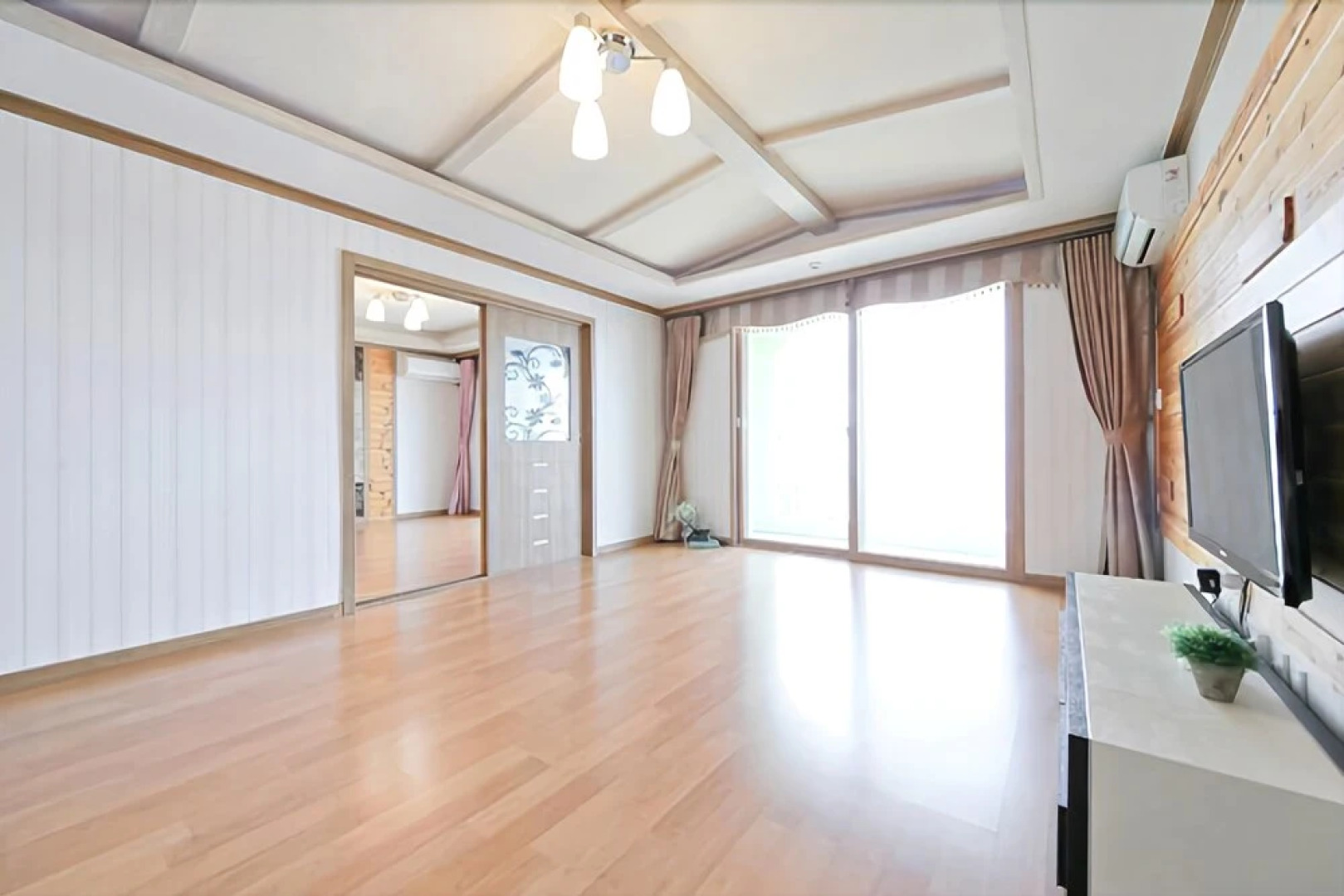 Yeonggwang Sea Shore Road Pension