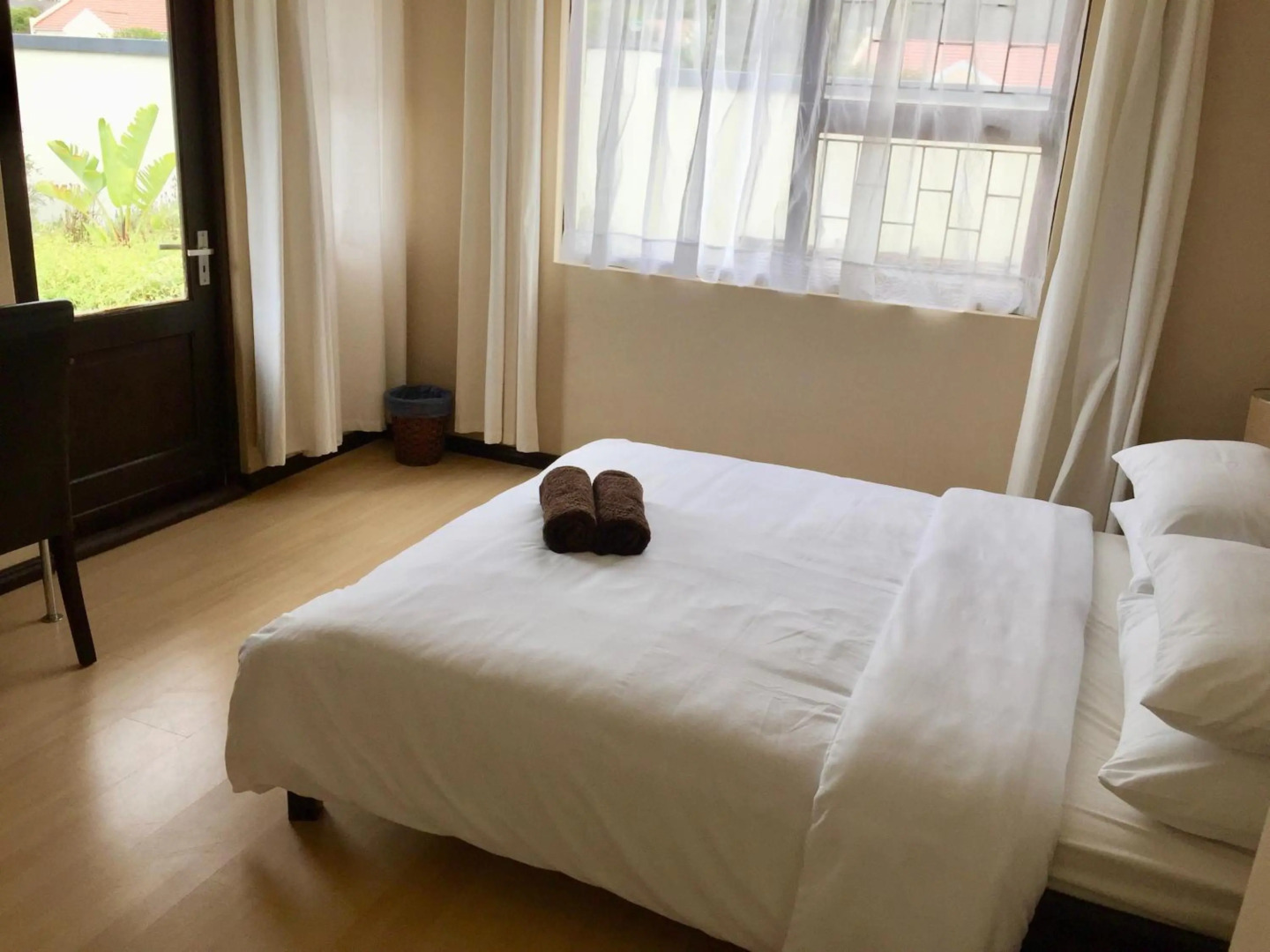 Hadingham Russell Holiday House