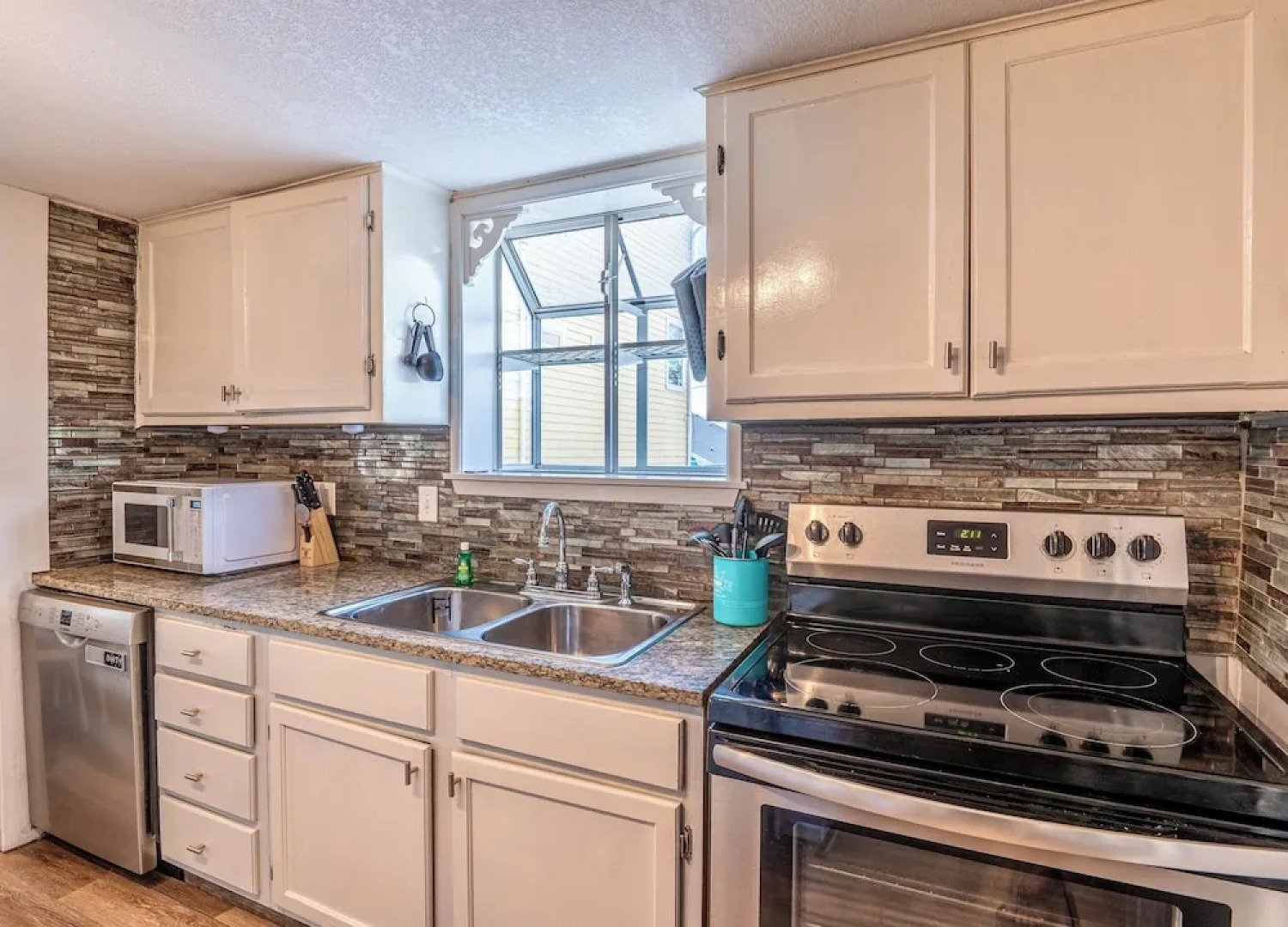 Dolphin Bay Hideaway