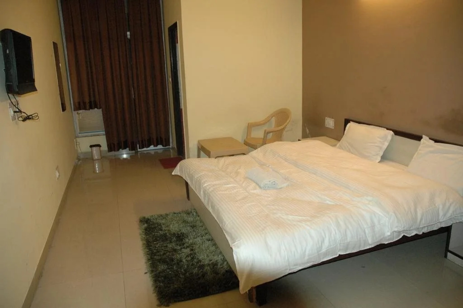 OYO 12784 Fabebo Hotel