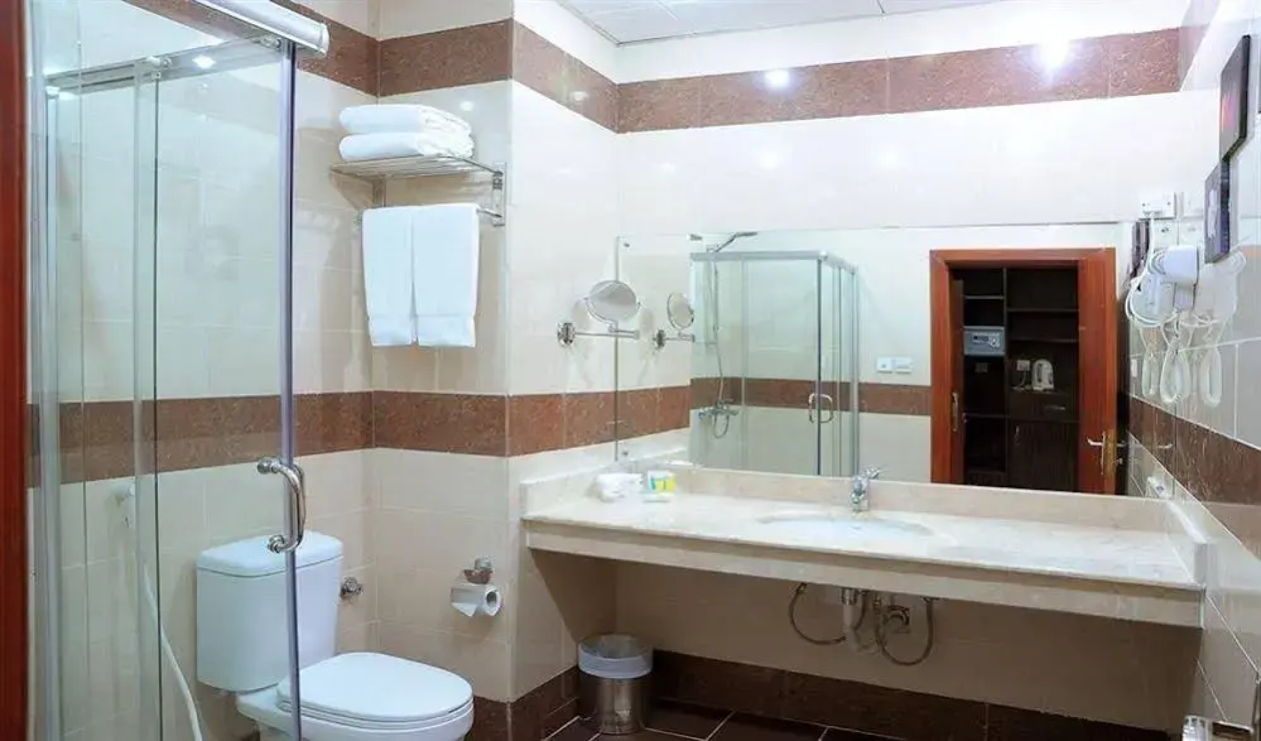 Rose Inn Al Waha Hotel