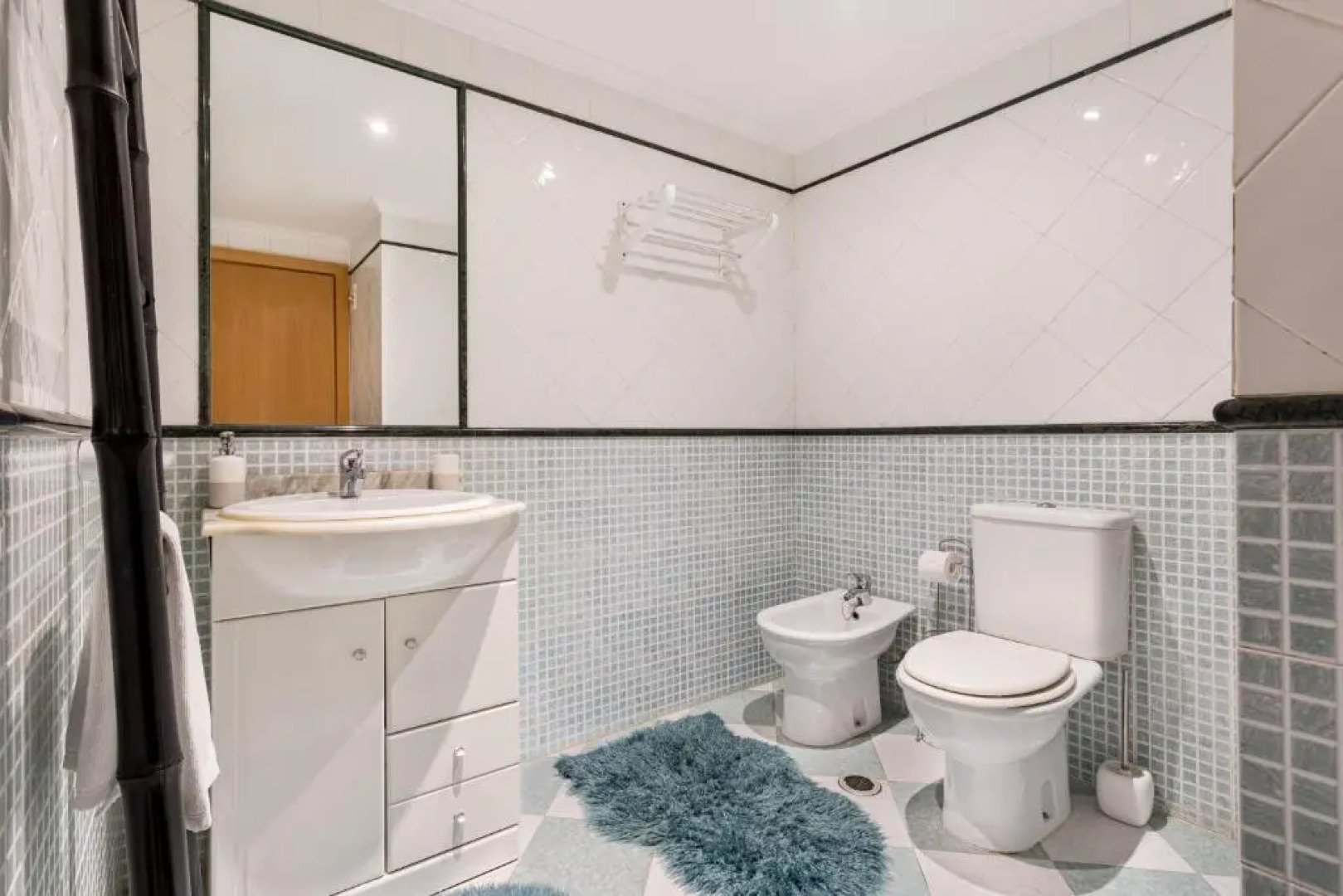 Altido Stunning Ericeira Flat W/2 Shared Pools & Gym