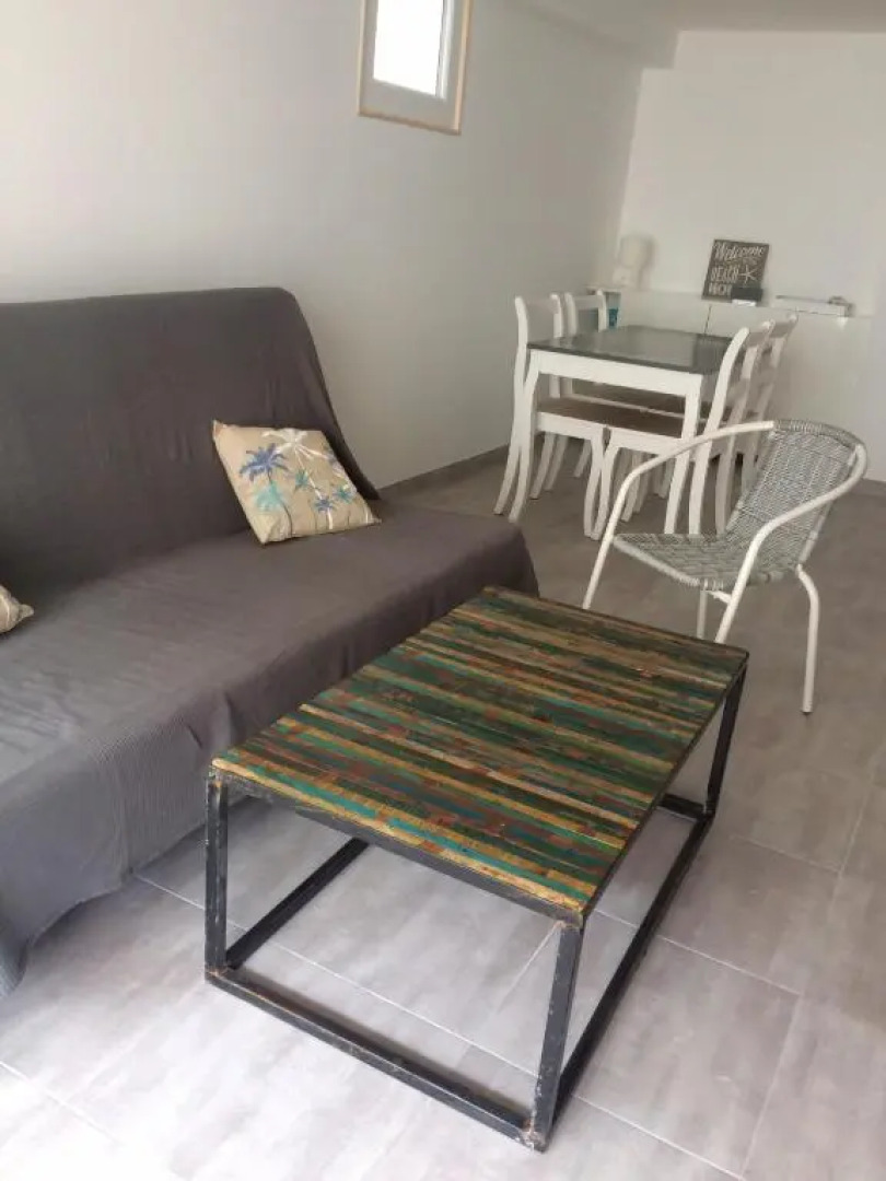 T2 calme au centre de Sausset