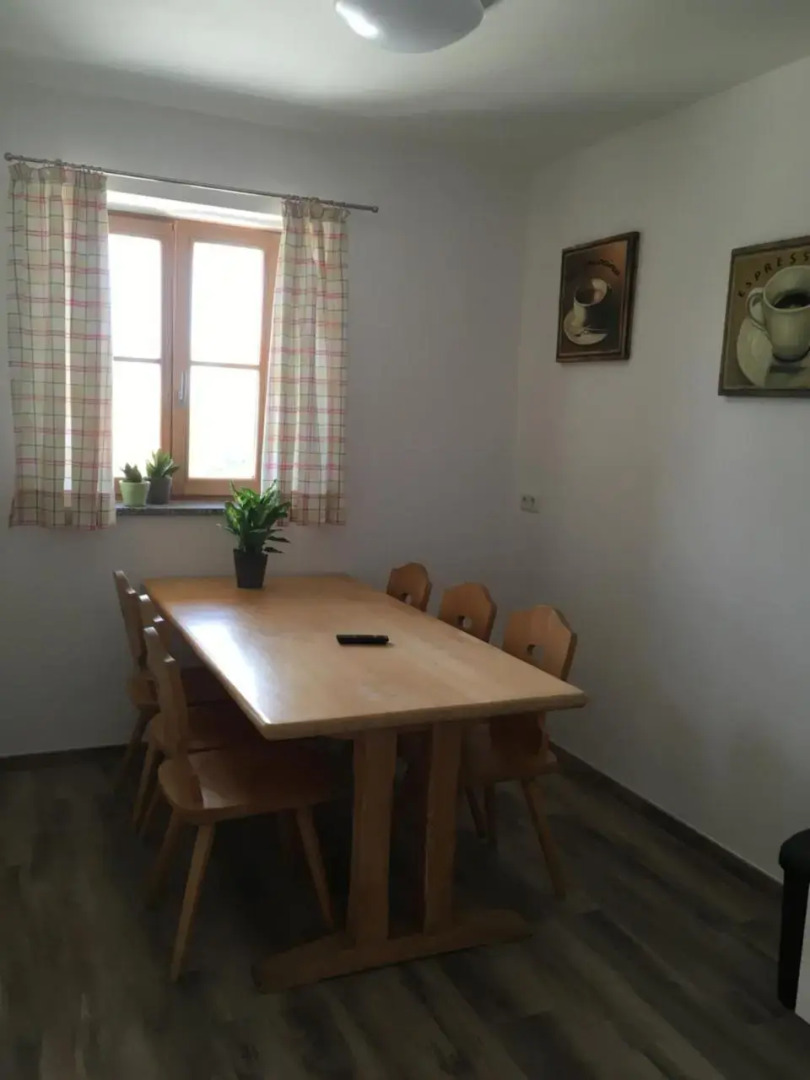 Schmid - Zimmer auf Zeit