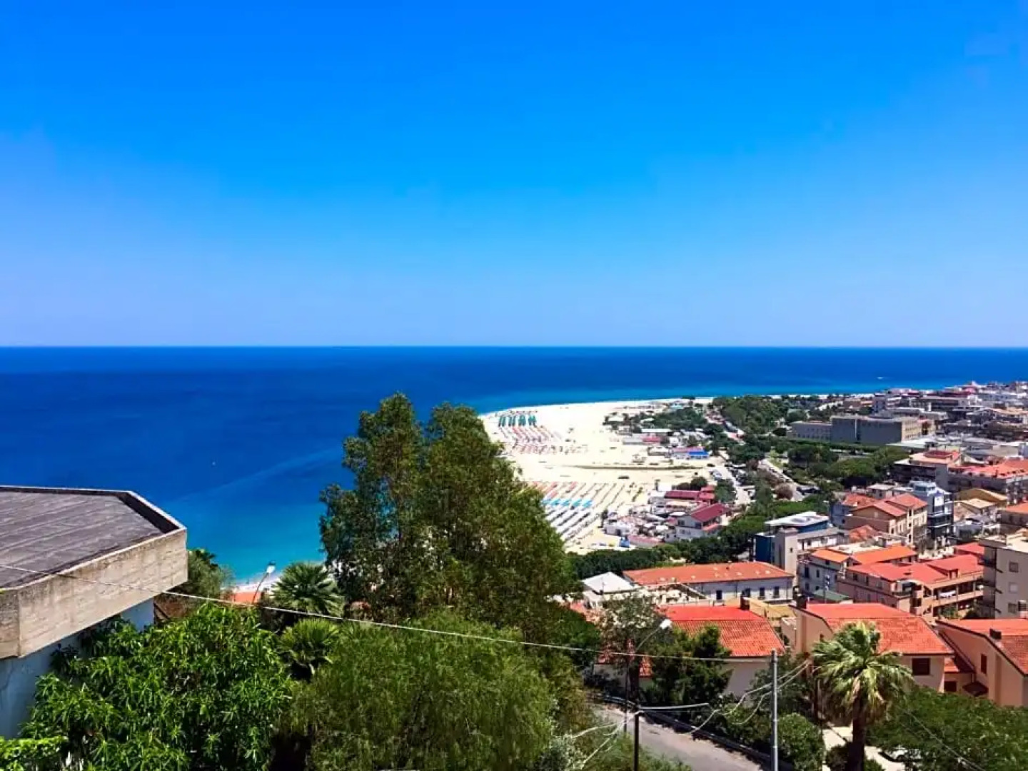 VelaLatina Residence B&B Soverato - Camera Maestrale & Camera Tramontana