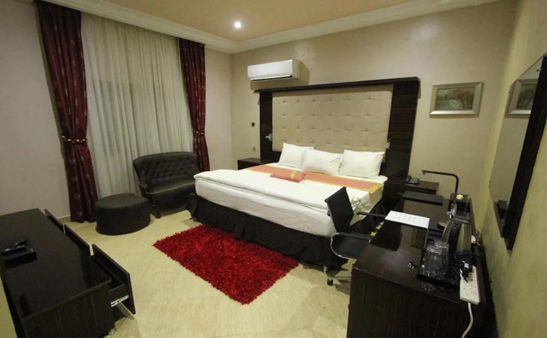 Eterno Hotels Limited