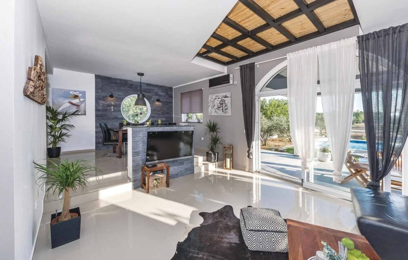 Stunning Home in Skradin-dubavice With Wifi and 4 Bedrooms