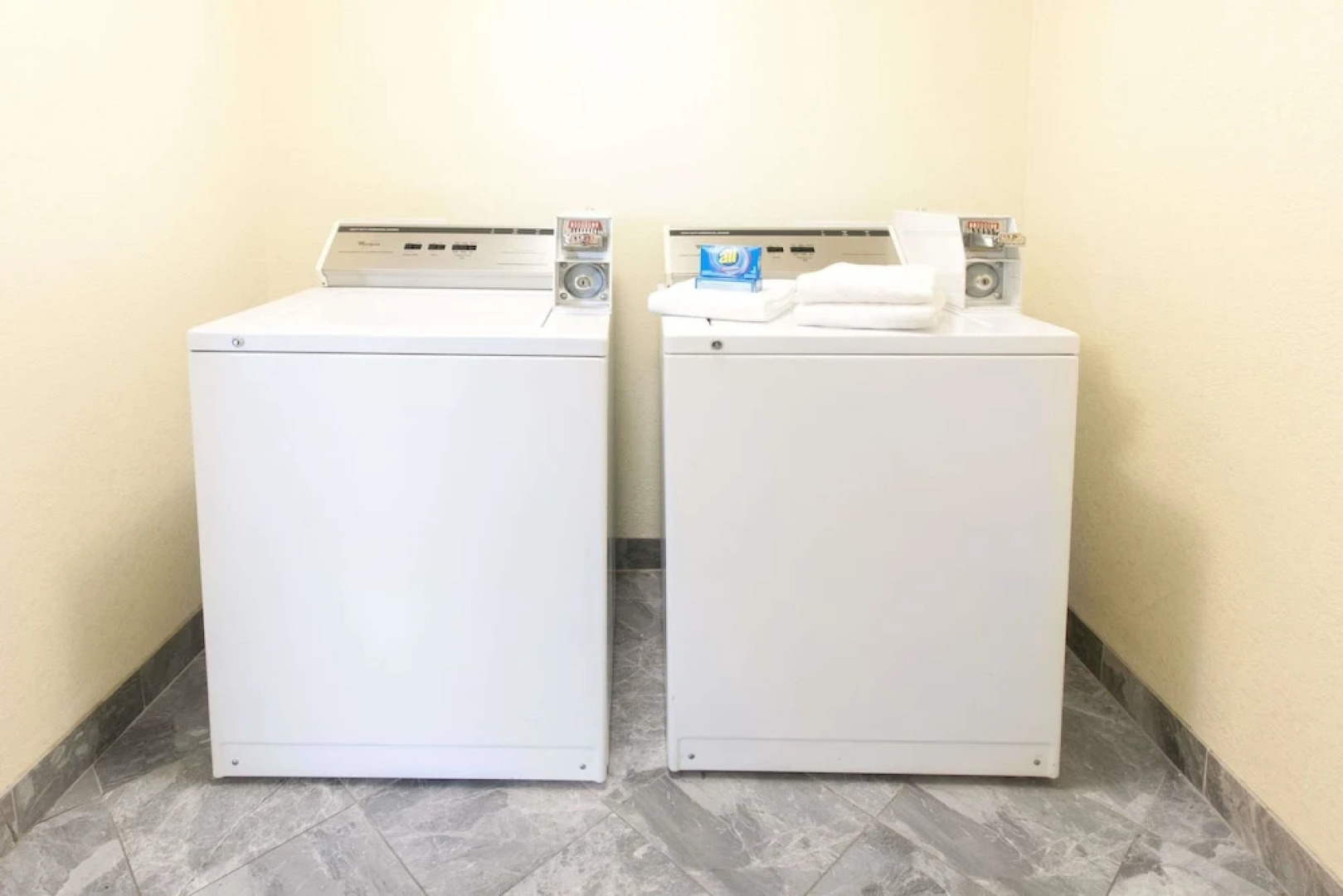 Days Inn by Wyndham Norman