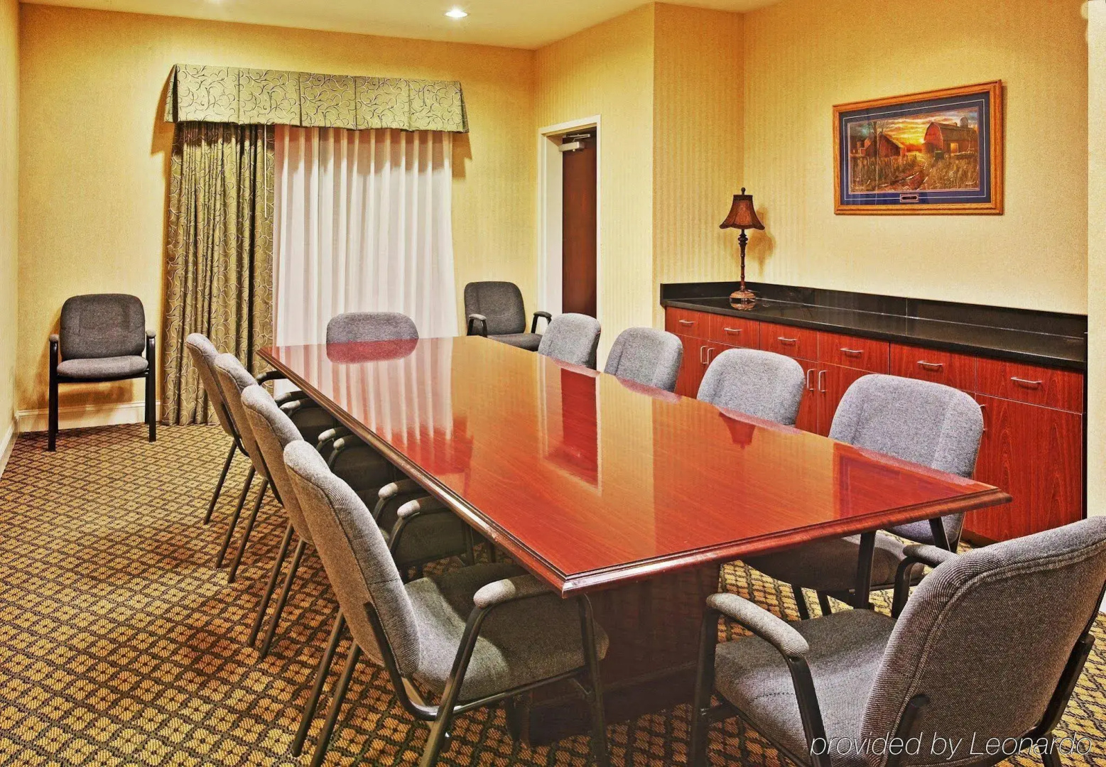 Holiday Inn Express Hotel & Suites Dyersburg by IHG