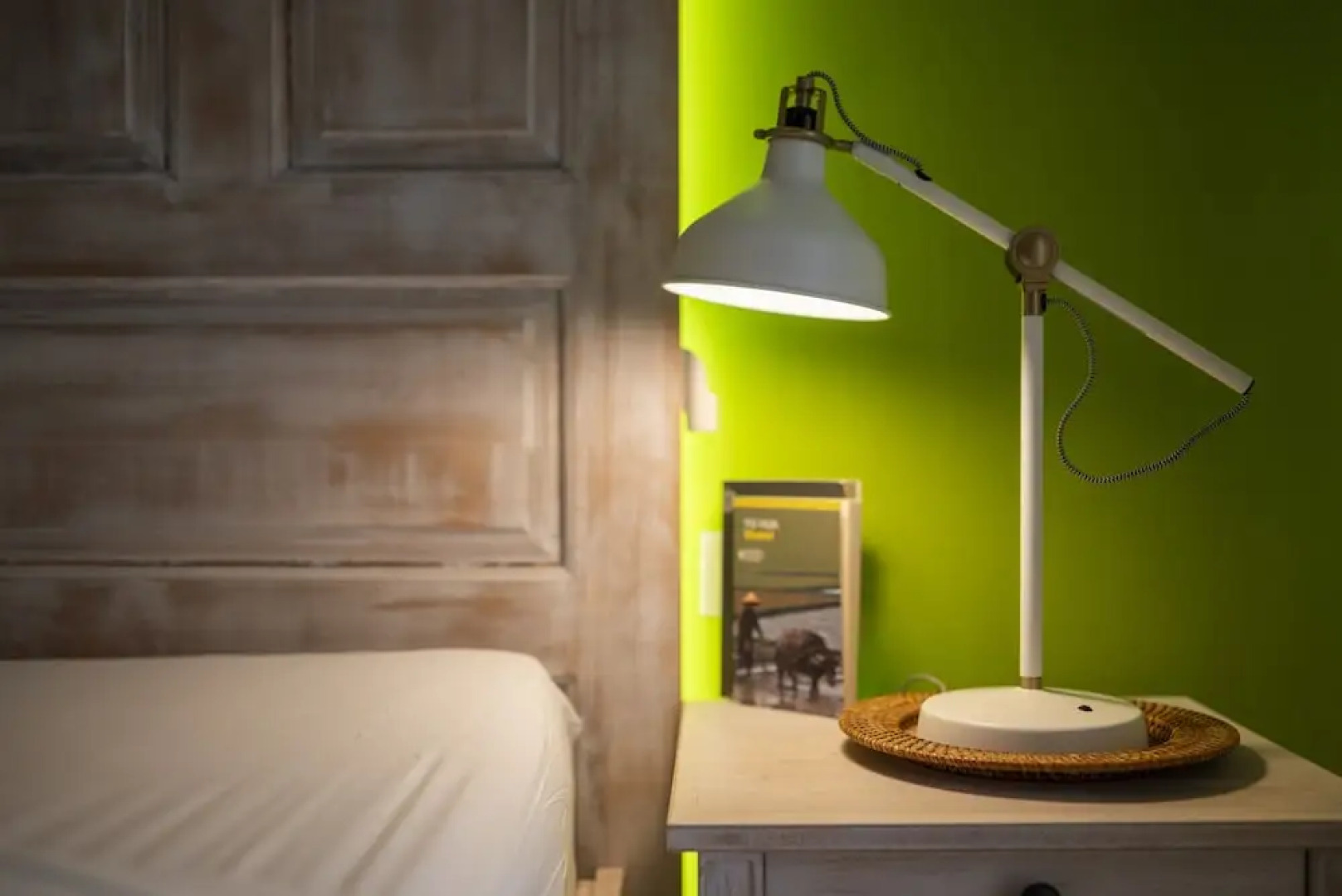 Seabreeze Villa - with Jacuzzi & heated pool