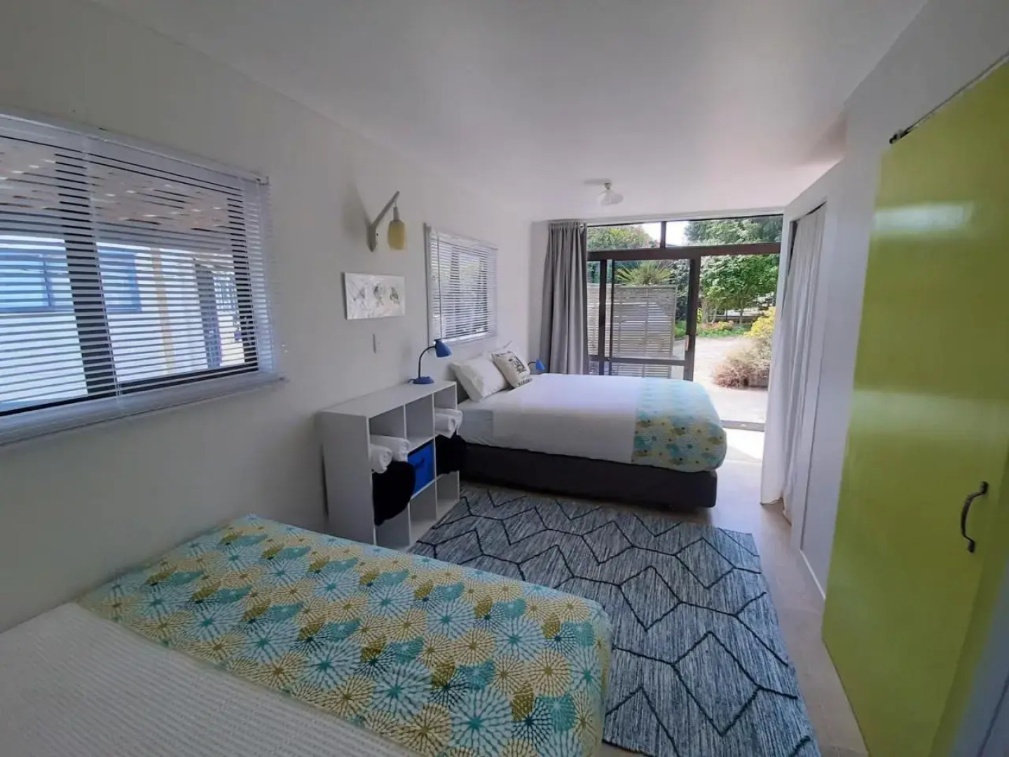 Cathedral Cove Connection