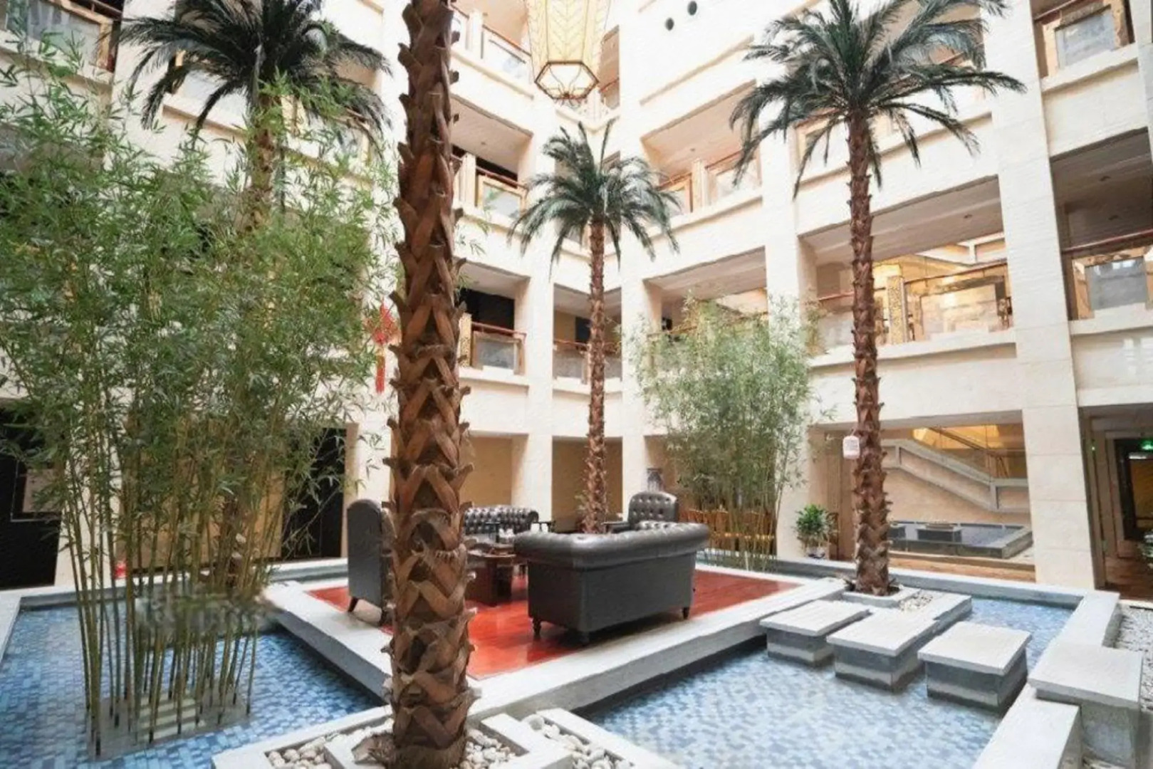 Gold Harbour Holiday Hotel