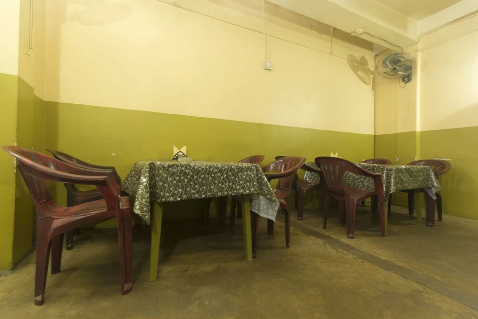 OYO 10696 Hotel Jagat