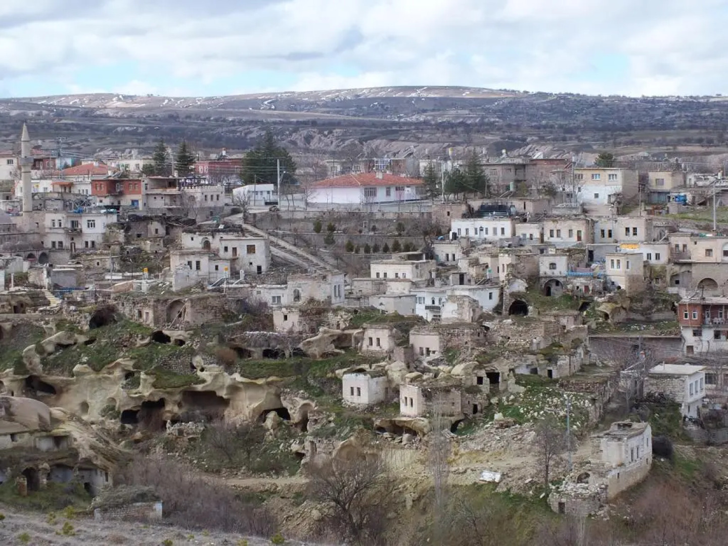 Dilek Tepesi Cave Hotel