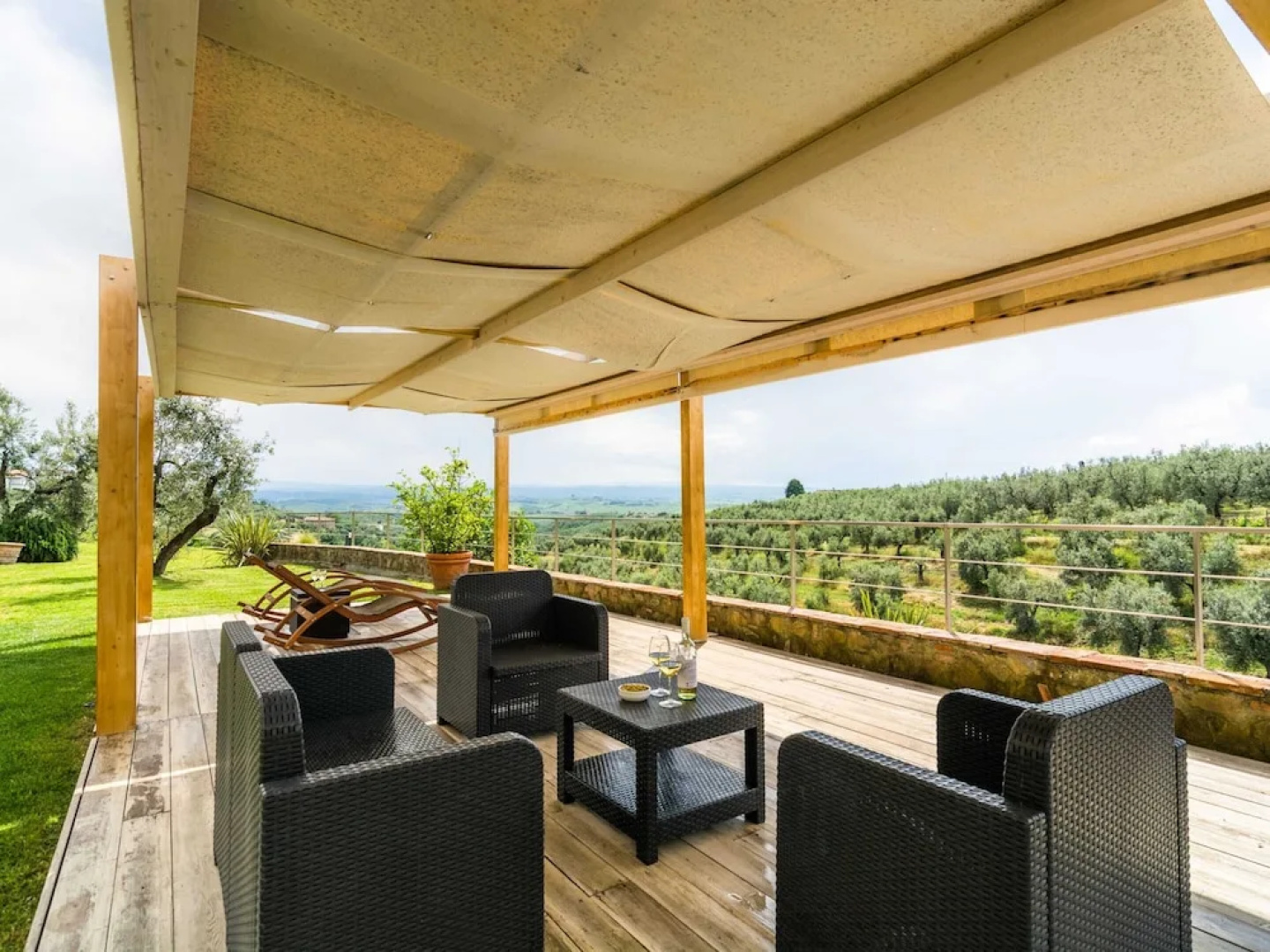 Farmhouse in Vinci With Pool and Tuscan Views