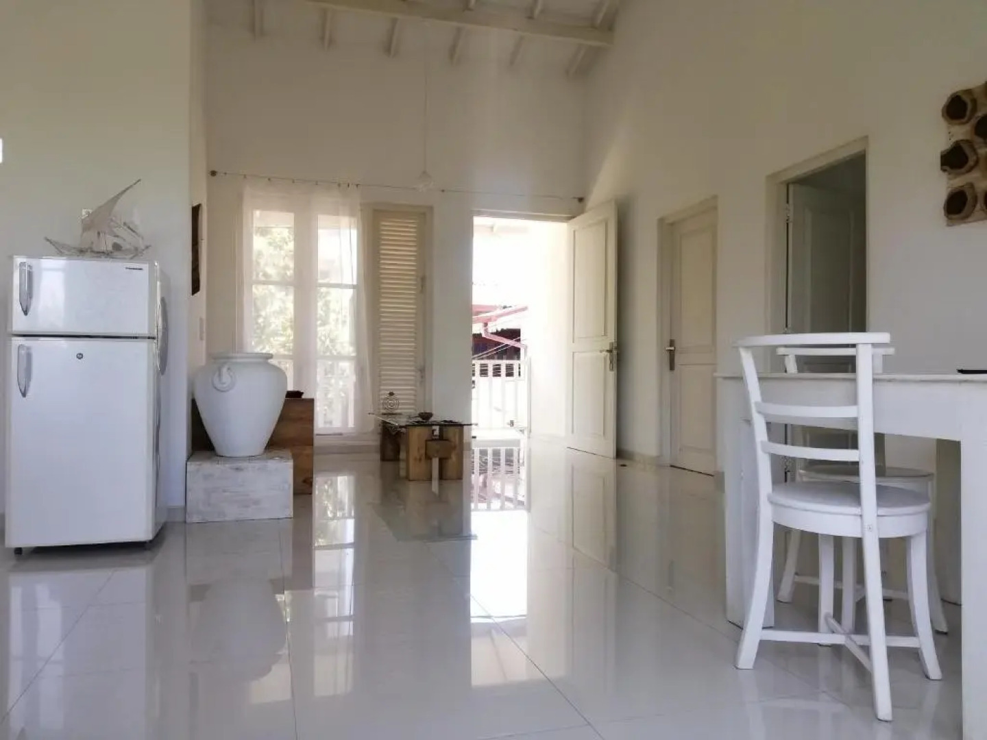 White Villa Ambalangoda