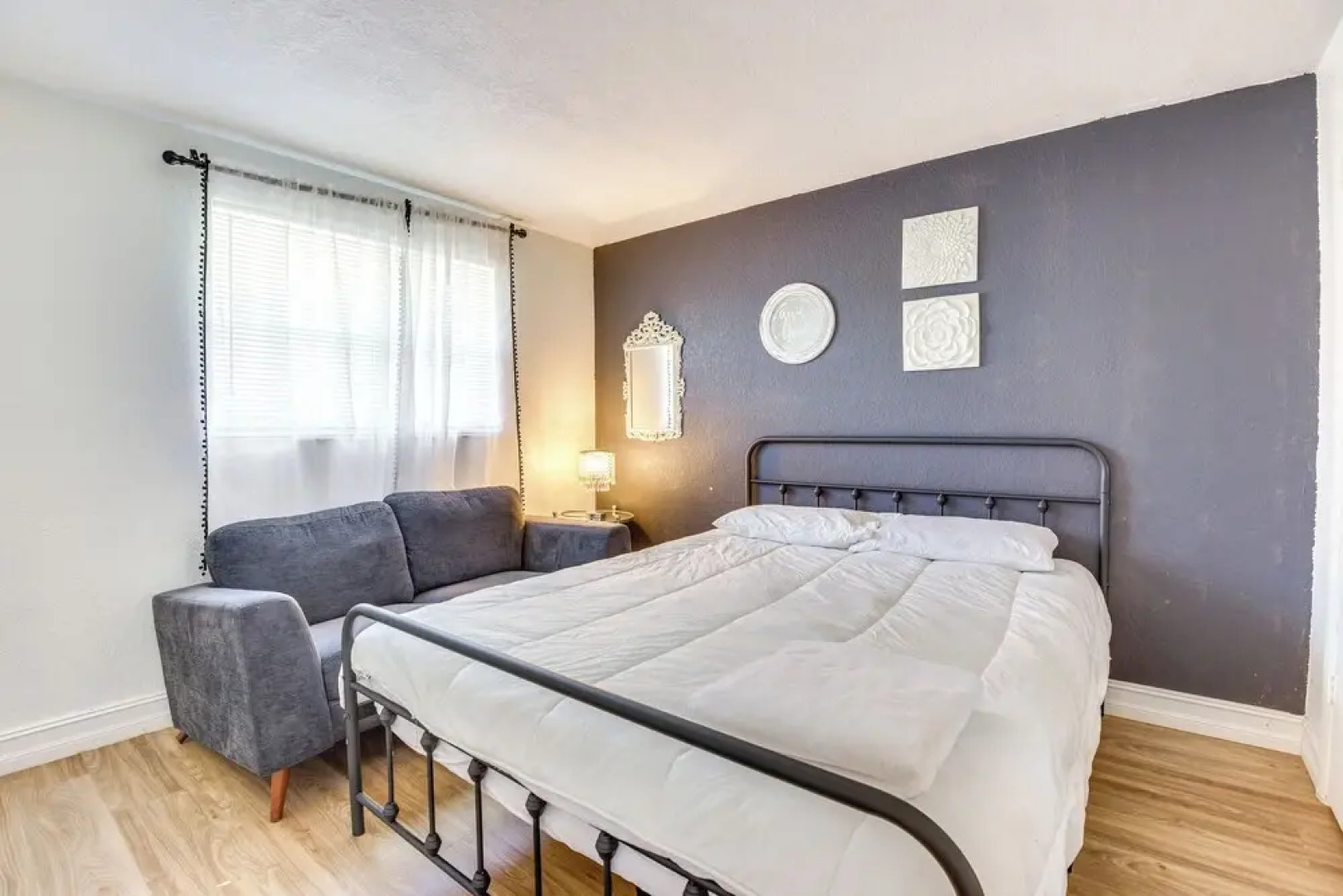 Pet-friendly Palmetto Duplex ~ 2 Mi to Riverwalk!