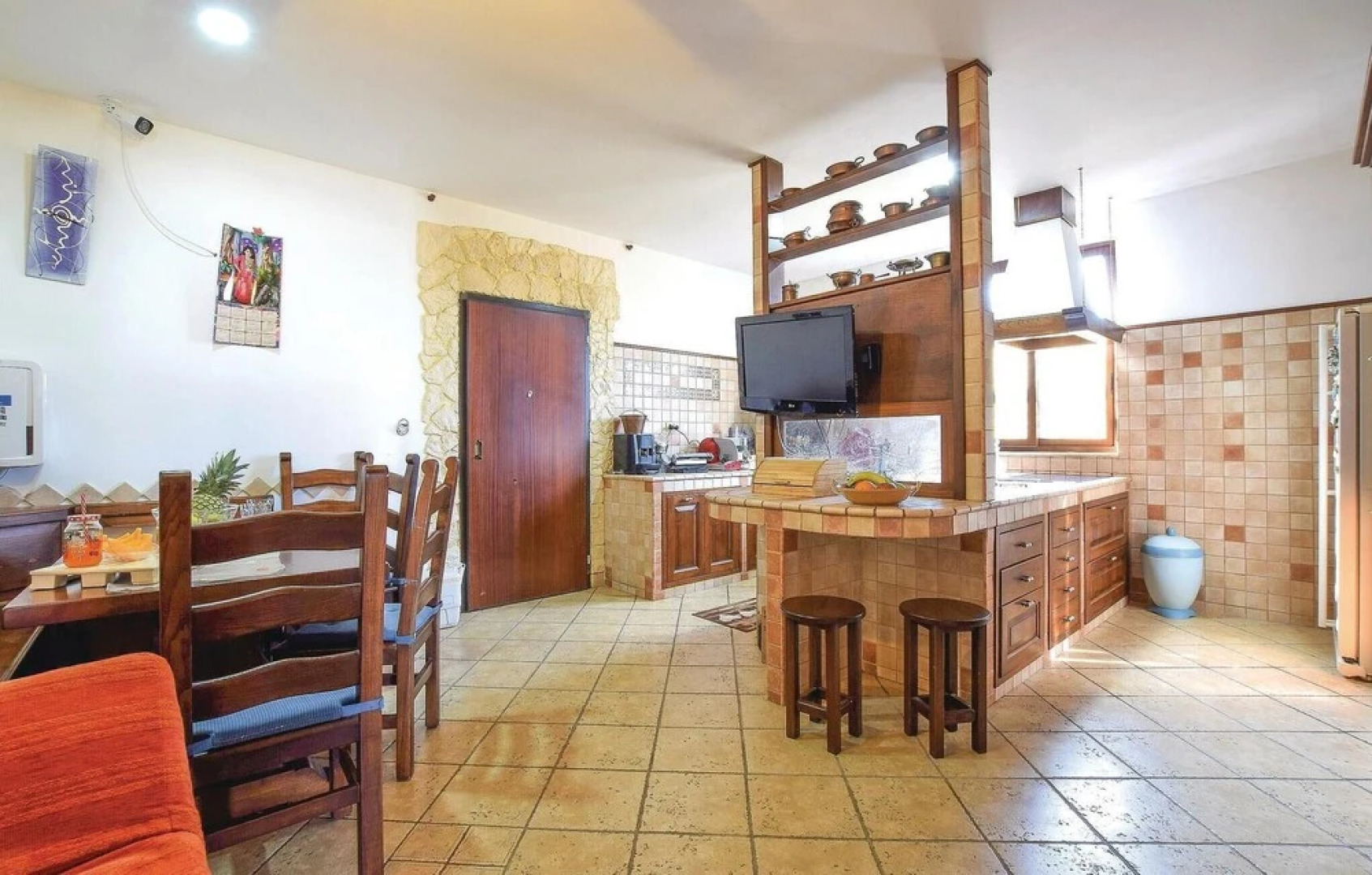 Nice Home in Torre di Pescopaganoce With 5 Bedrooms, Wifi and Outdoor Swimming Pool