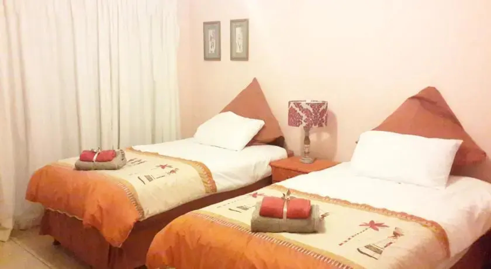 Oaks and Acorns Guest Lodge