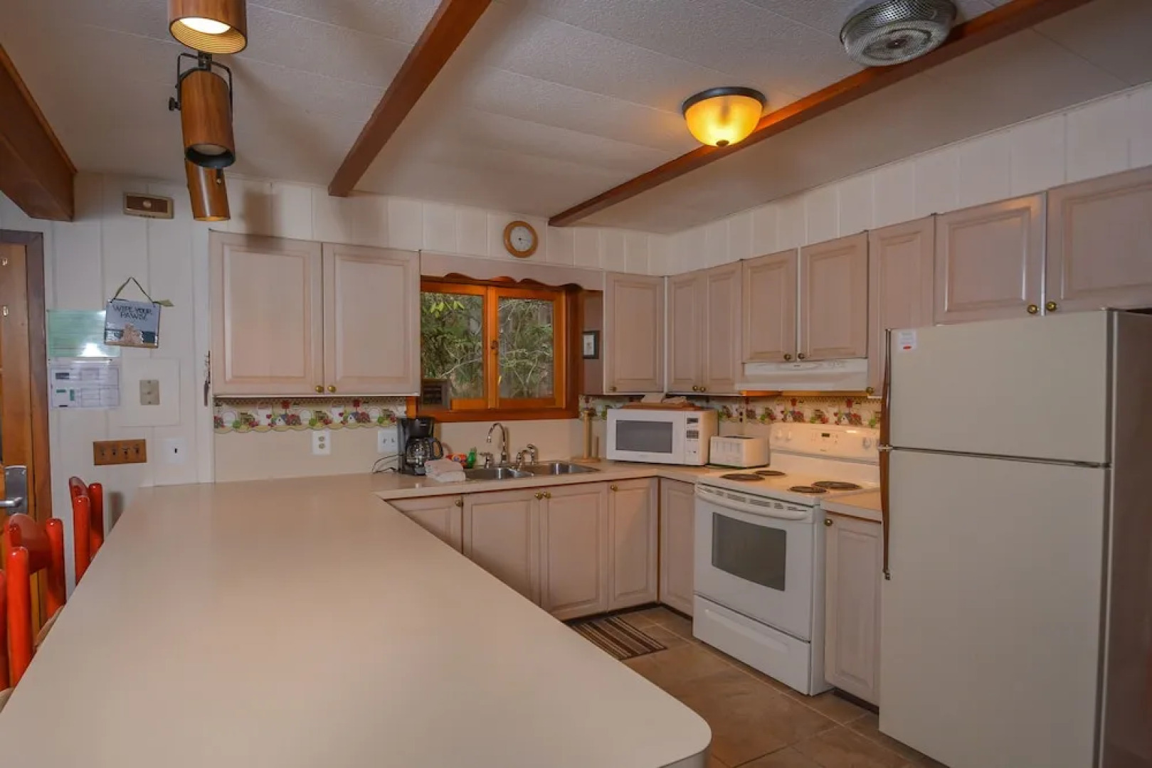 Our Golden Retreat 5 Bedroom House