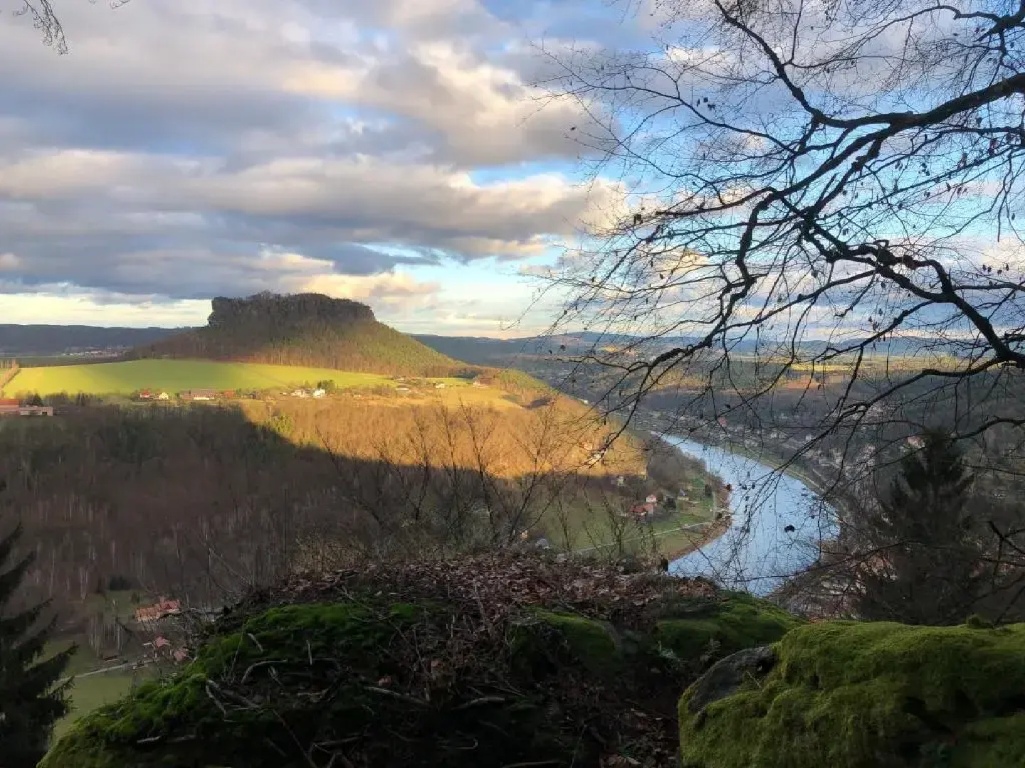 Moderne Pension Vonbartsch Mit Ladestation in Der Sachsischen Schweiz