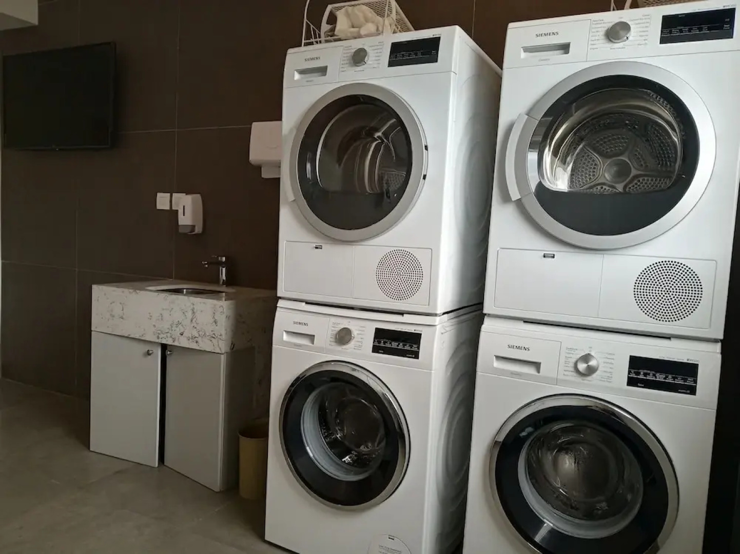 Hotel FORMULE1 Pune Pimpri