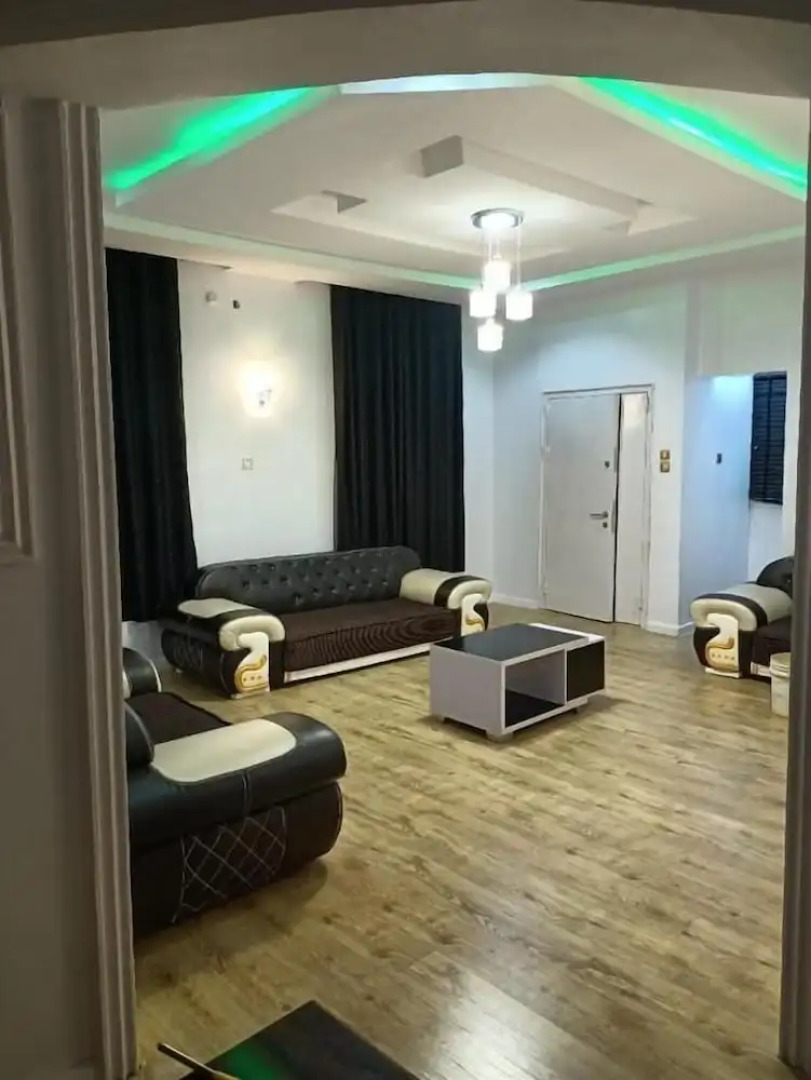 Elegant Guest House-WAF Jos