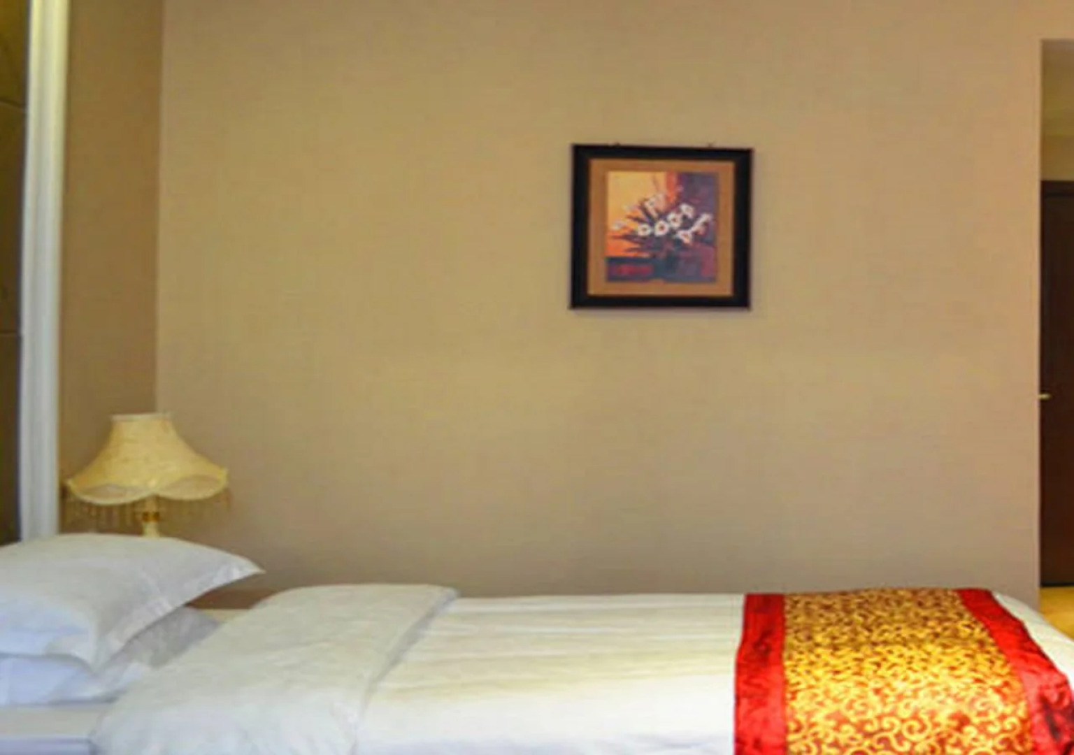 GreenTree Alliance Hotel (Quanjiao High-speed Railway Station Jianghai New City Plaza)