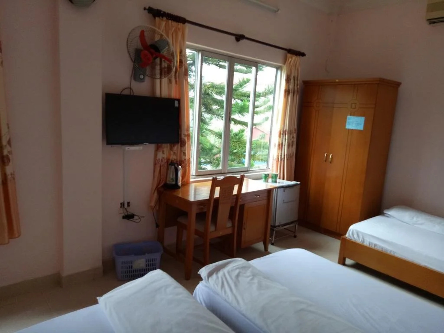 Nha hang & Khach San Tay Bac