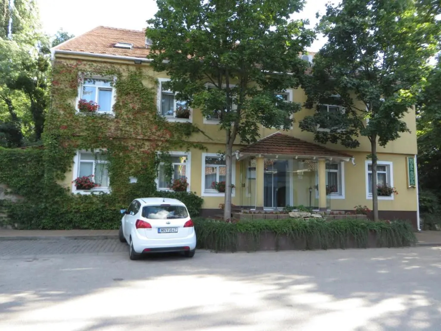 Hotel  Arnold