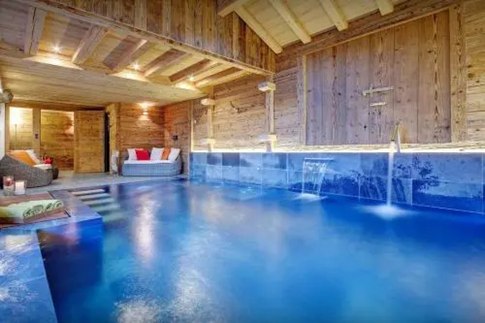 Chalet Ladroit - OVO Network