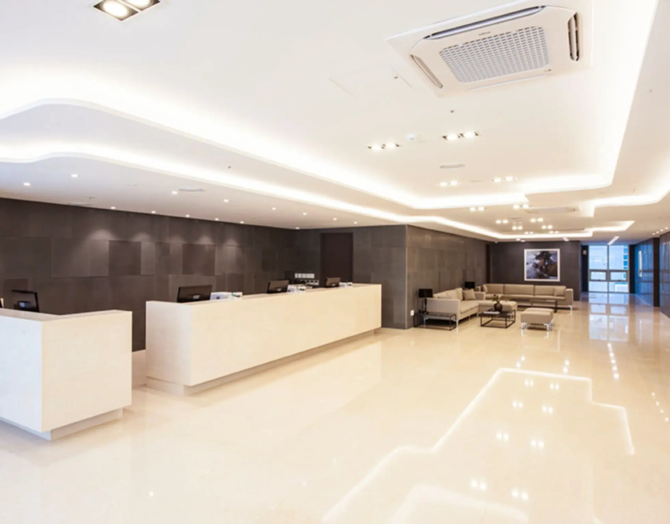 SweetMay Jeju Hotel