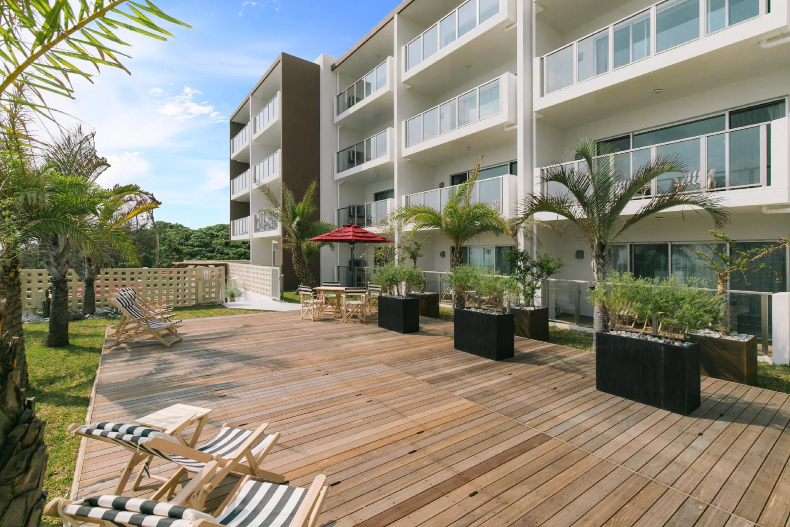 Hideout Okinawa Uruma