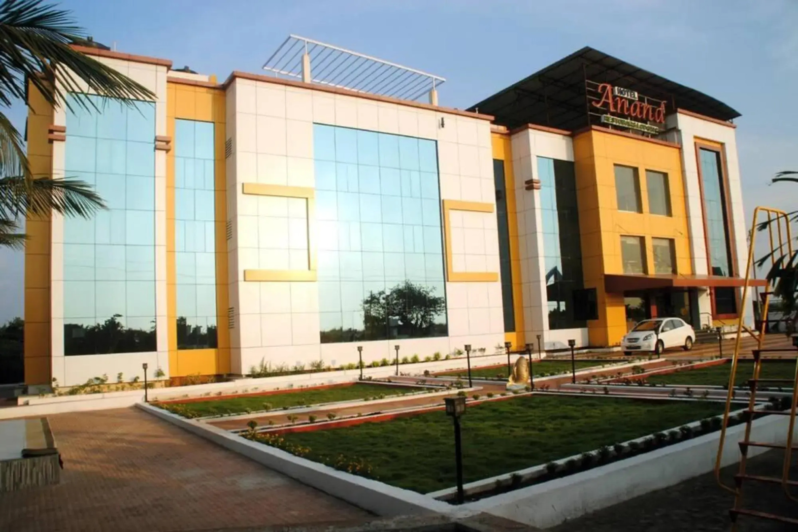 Hotel Anand